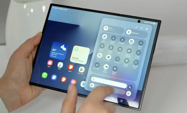 Galaxy Z Fold 8 Ultra nổi bật trong thế hệ điện thoại gập mới